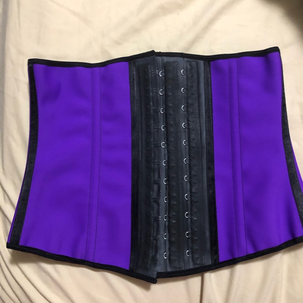 Diane L or XXL Sports Girdle